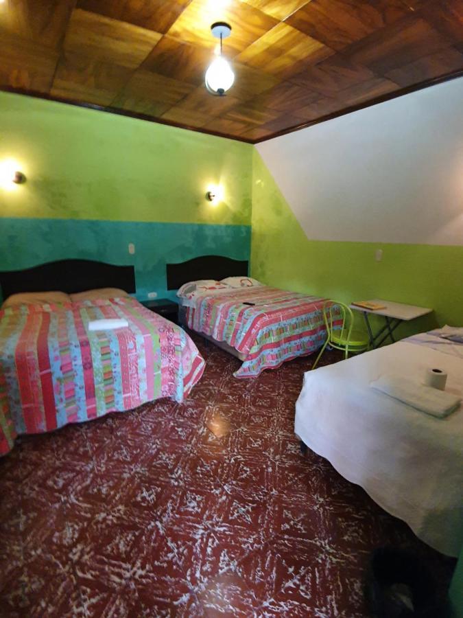 Hotel Kasa Kamelot Central Quetzaltenango ภายนอก รูปภาพ